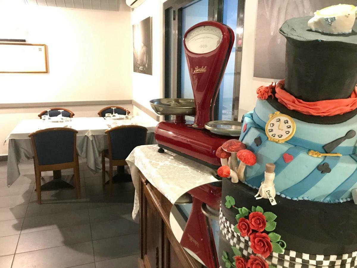 Taverna Napoleone San Lorenzo  Εξωτερικό φωτογραφία